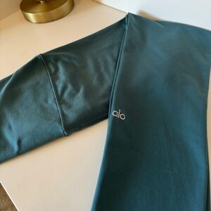 Alo Leggings Teal Blue Color
